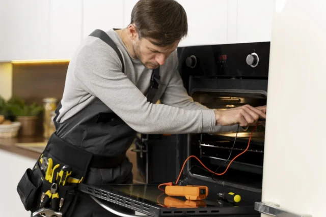 Oven repair service fixing Oven in Minneapolis